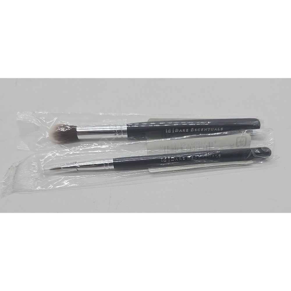 NEW‎ BARE MINERALS ESCENTUALS ID Eyeliner/Shadow Brush 38005/26392 - Picture 3 of 6